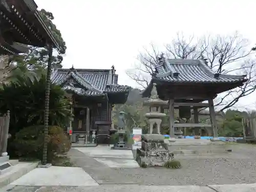 切幡寺の建物その他