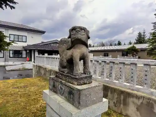 美瑛神社の狛犬