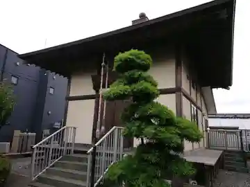 法照寺の本殿・本堂