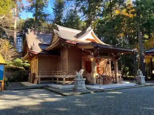 須山浅間神社の本殿