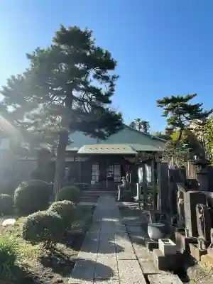 龍泉寺の{uncategorized: "未分類", other: "その他", undefined: "問題あり", building: "その他建物", grave: "お墓", sacred_gate: "鳥居", guardian: "狛犬", statue: "像", buddha: "仏像", history: "歴史", nature: "自然", garden: "庭園", animal: "動物", pagoda: "塔", temizu: "手水舎", mountain_gate: "山門・神門", sanctuary: "本殿・本堂", subordinate: "末社・摂社", art: "芸術", scenery: "景色", jizo: "地蔵", ema: "絵馬", goshuin: "御朱印", omikuji: "おみくじ", items: "授与品その他", amulet: "お守り", goshuincho: "御朱印帳", eats: "食事", festival: "お祭り", votive_dance: "神楽", shichigosan: "七五三参", wedding: "結婚式", experience: "体験その他", initially: "初詣", around: "周辺", anti_infection: "感染症対策"}