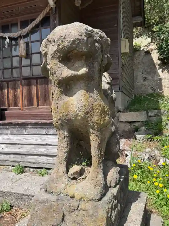三嶋神社・水天宮の{uncategorized: "未分類", other: "その他", undefined: "問題あり", building: "その他建物", grave: "お墓", sacred_gate: "鳥居", guardian: "狛犬", statue: "像", buddha: "仏像", history: "歴史", nature: "自然", garden: "庭園", animal: "動物", pagoda: "塔", temizu: "手水舎", mountain_gate: "山門・神門", sanctuary: "本殿・本堂", subordinate: "末社・摂社", art: "芸術", scenery: "景色", jizo: "地蔵", ema: "絵馬", goshuin: "御朱印", omikuji: "おみくじ", items: "授与品その他", amulet: "お守り", goshuincho: "御朱印帳", eats: "食事", festival: "お祭り", votive_dance: "神楽", shichigosan: "七五三参", wedding: "結婚式", experience: "体験その他", initially: "初詣", around: "周辺", anti_infection: "感染症対策"}