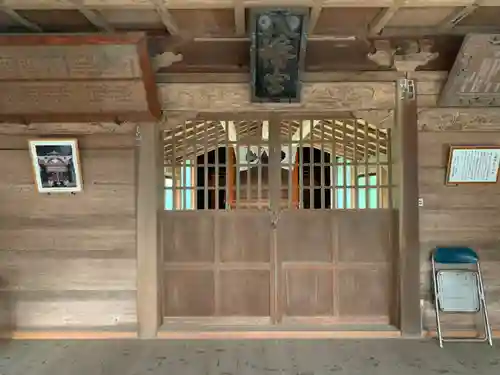 八幡神社の本殿・本堂