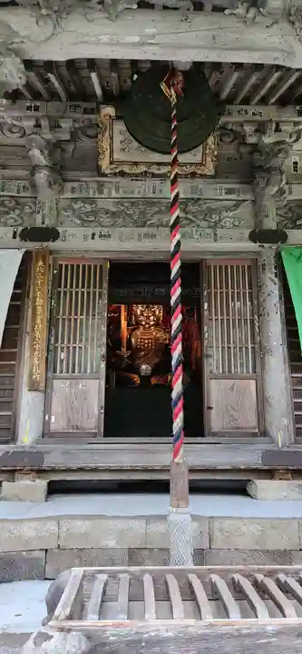 西光寺の本殿・本堂