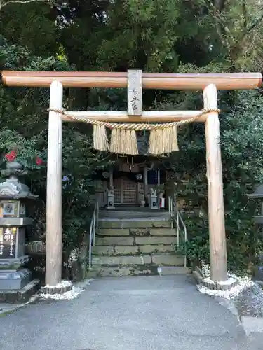 荒立神社の鳥居