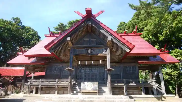 松前神社の本殿・本堂