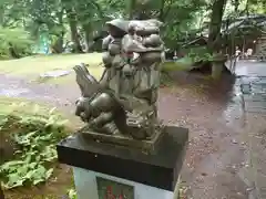 諏訪神社の狛犬