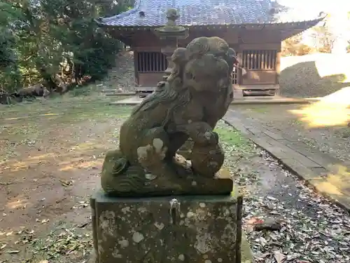 熊野神社の狛犬