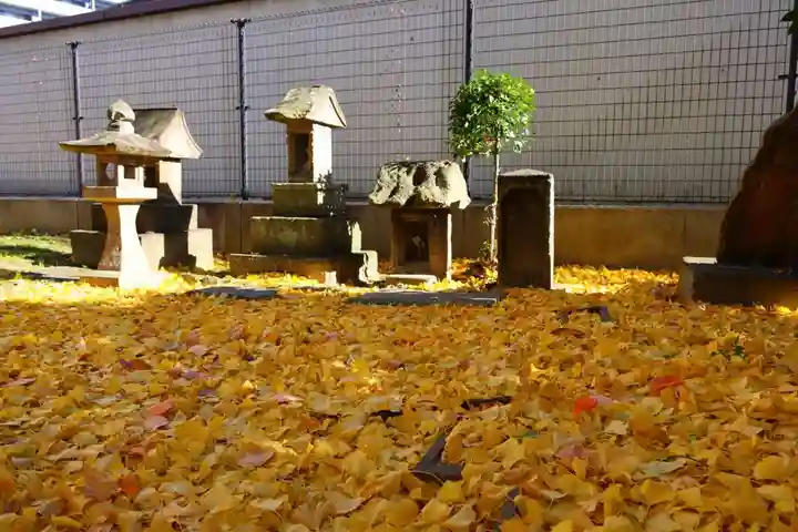 晴門田神社の末社・摂社
