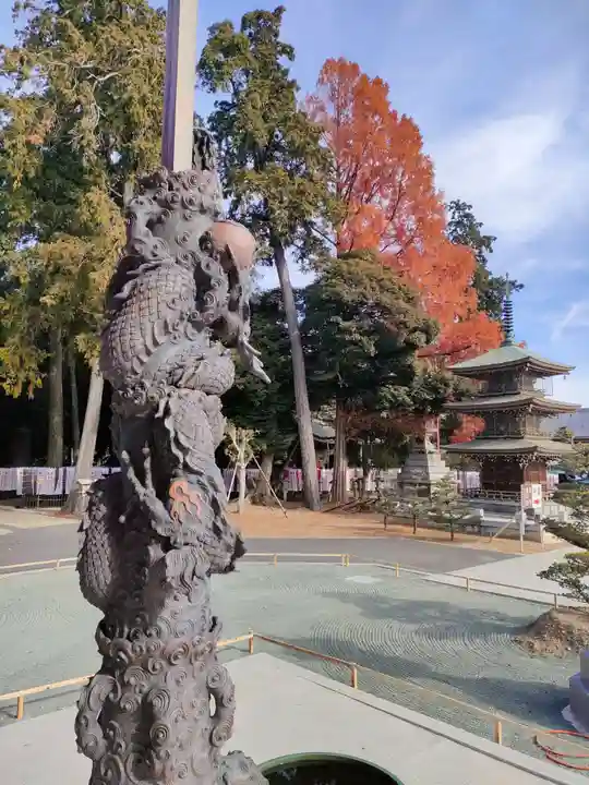 豊川閣 妙厳寺の像