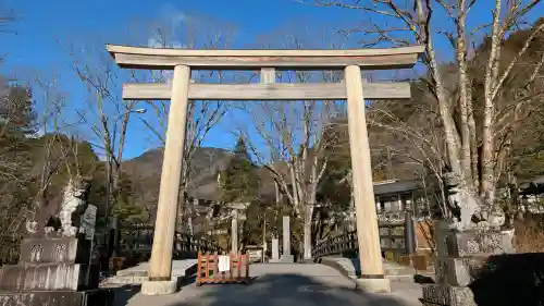 古峯神社の{uncategorized: "未分類", other: "その他", undefined: "問題あり", building: "その他建物", grave: "お墓", sacred_gate: "鳥居", guardian: "狛犬", statue: "像", buddha: "仏像", history: "歴史", nature: "自然", garden: "庭園", animal: "動物", pagoda: "塔", temizu: "手水舎", mountain_gate: "山門・神門", sanctuary: "本殿・本堂", subordinate: "末社・摂社", art: "芸術", scenery: "景色", jizo: "地蔵", ema: "絵馬", goshuin: "御朱印", omikuji: "おみくじ", items: "授与品その他", amulet: "お守り", goshuincho: "御朱印帳", eats: "食事", festival: "お祭り", votive_dance: "神楽", shichigosan: "七五三参", wedding: "結婚式", experience: "体験その他", initially: "初詣", around: "周辺", anti_infection: "感染症対策"}