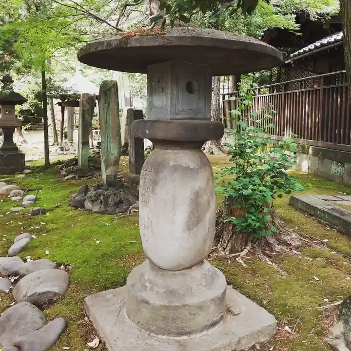 三囲神社のその他建物