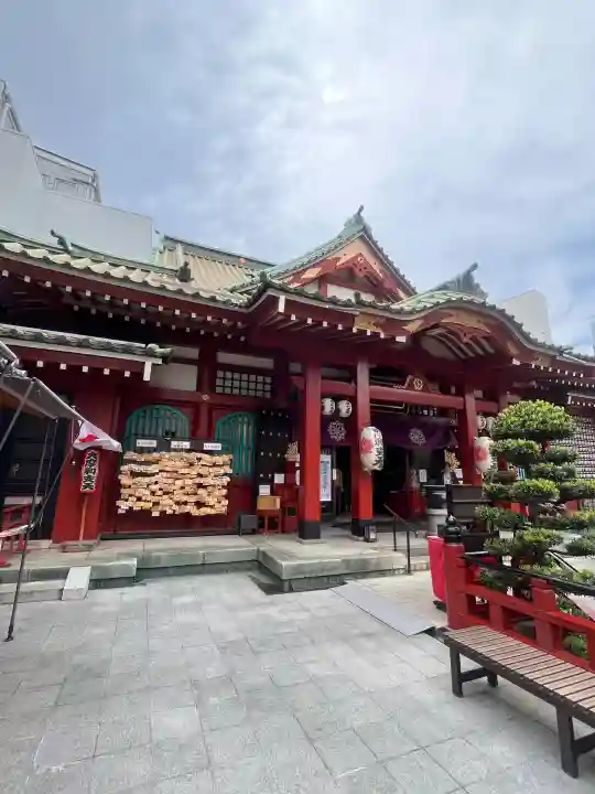 摩利支天 徳大寺の{uncategorized: "未分類", other: "その他", undefined: "問題あり", building: "その他建物", grave: "お墓", sacred_gate: "鳥居", guardian: "狛犬", statue: "像", buddha: "仏像", history: "歴史", nature: "自然", garden: "庭園", animal: "動物", pagoda: "塔", temizu: "手水舎", mountain_gate: "山門・神門", sanctuary: "本殿・本堂", subordinate: "末社・摂社", art: "芸術", scenery: "景色", jizo: "地蔵", ema: "絵馬", goshuin: "御朱印", omikuji: "おみくじ", items: "授与品その他", amulet: "お守り", goshuincho: "御朱印帳", eats: "食事", festival: "お祭り", votive_dance: "神楽", shichigosan: "七五三参", wedding: "結婚式", experience: "体験その他", initially: "初詣", around: "周辺", anti_infection: "感染症対策"}
