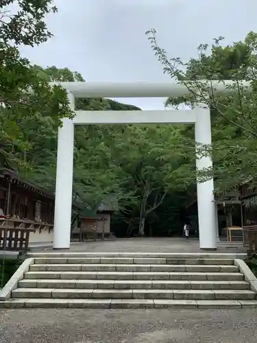 安房神社の鳥居