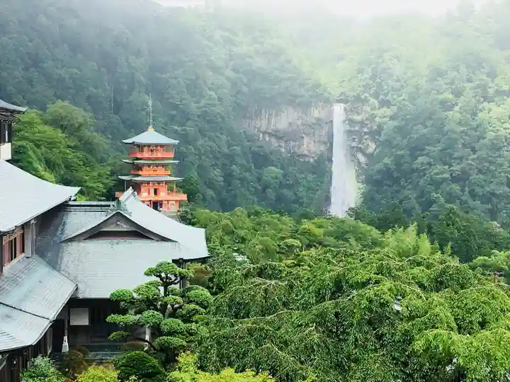 青岸渡寺の景色