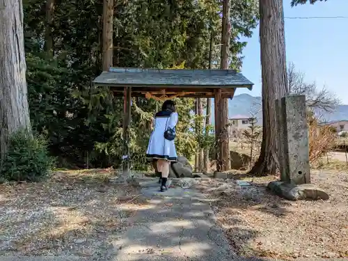 手長神社の手水舎