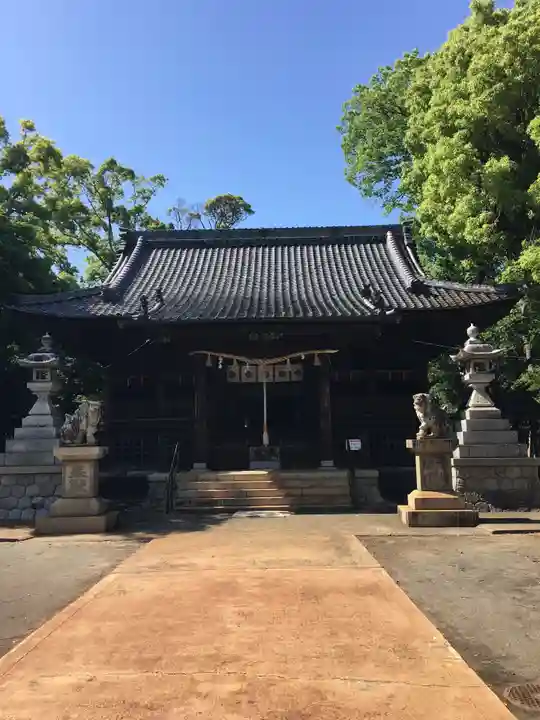 豊川進雄神社の本殿・本堂