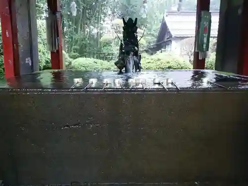 三嶋大社の手水舎