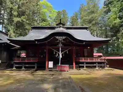 都々古別神社(八槻)の{uncategorized: "未分類", other: "その他", undefined: "問題あり", building: "その他建物", grave: "お墓", sacred_gate: "鳥居", guardian: "狛犬", statue: "像", buddha: "仏像", history: "歴史", nature: "自然", garden: "庭園", animal: "動物", pagoda: "塔", temizu: "手水舎", mountain_gate: "山門・神門", sanctuary: "本殿・本堂", subordinate: "末社・摂社", art: "芸術", scenery: "景色", jizo: "地蔵", ema: "絵馬", goshuin: "御朱印", omikuji: "おみくじ", items: "授与品その他", amulet: "お守り", goshuincho: "御朱印帳", eats: "食事", festival: "お祭り", votive_dance: "神楽", shichigosan: "七五三参", wedding: "結婚式", experience: "体験その他", initially: "初詣", around: "周辺", anti_infection: "感染症対策"}