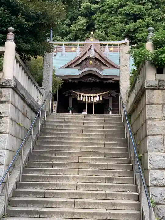 根岸八幡神社の鳥居