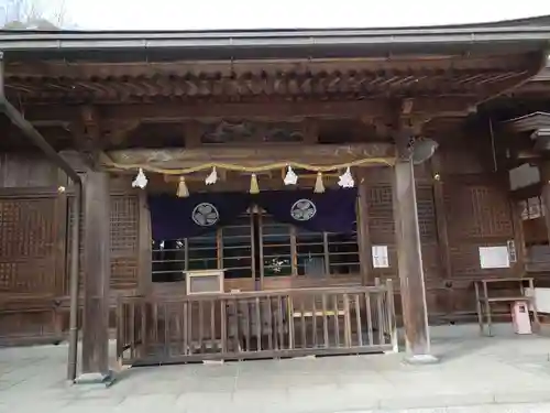 松江城山稲荷神社の本殿