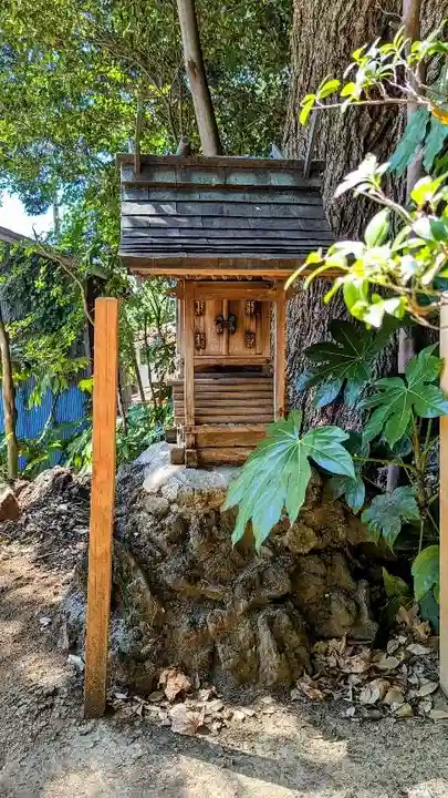 麻賀多神社の末社・摂社