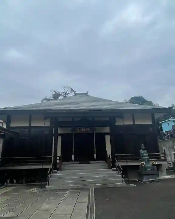 仏持院の本殿・本堂