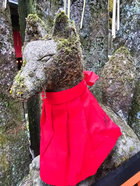 伏見稲荷大社 御膳谷奉拝所(京都府)