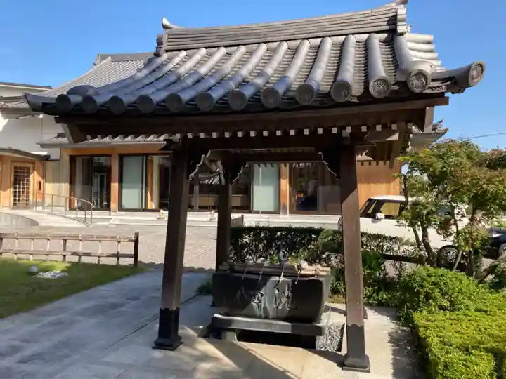 慈眼寺の手水舎