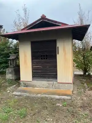 家中日枝神社の末社・摂社