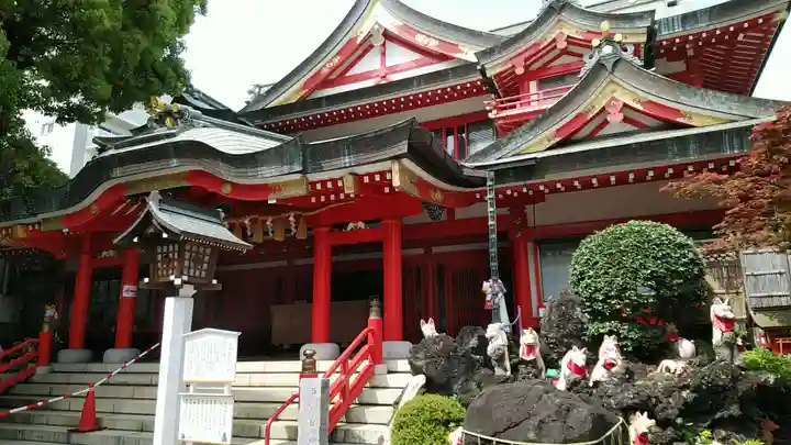 京濱伏見稲荷神社の本殿・本堂