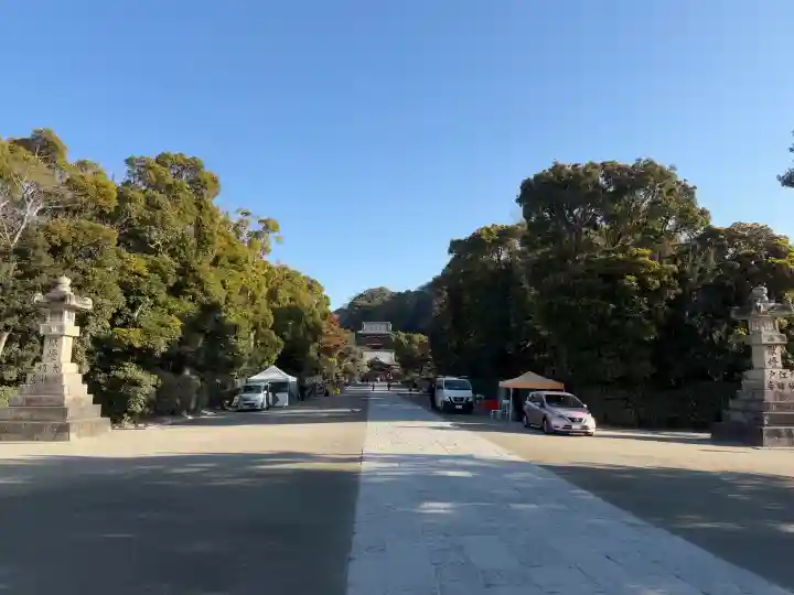 鶴岡八幡宮の{uncategorized: "未分類", other: "その他", undefined: "問題あり", building: "その他建物", grave: "お墓", sacred_gate: "鳥居", guardian: "狛犬", statue: "像", buddha: "仏像", history: "歴史", nature: "自然", garden: "庭園", animal: "動物", pagoda: "塔", temizu: "手水舎", mountain_gate: "山門・神門", sanctuary: "本殿・本堂", subordinate: "末社・摂社", art: "芸術", scenery: "景色", jizo: "地蔵", ema: "絵馬", goshuin: "御朱印", omikuji: "おみくじ", items: "授与品その他", amulet: "お守り", goshuincho: "御朱印帳", eats: "食事", festival: "お祭り", votive_dance: "神楽", shichigosan: "七五三参", wedding: "結婚式", experience: "体験その他", initially: "初詣", around: "周辺", anti_infection: "感染症対策"}