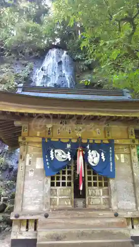 出羽神社(出羽三山神社)～三神合祭殿～の末社