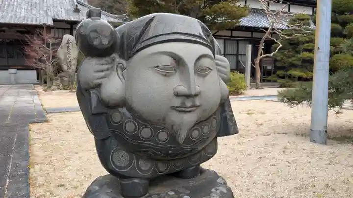 光林寺の像