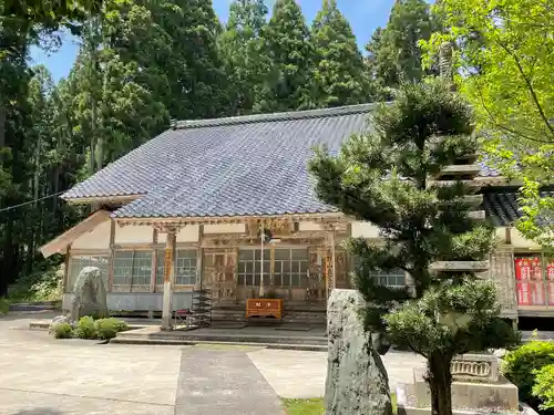 松尾寺の本殿