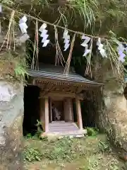 天御中主神社の末社