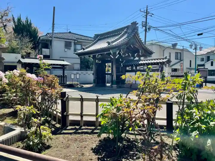 禅定院の{uncategorized: "未分類", other: "その他", undefined: "問題あり", building: "その他建物", grave: "お墓", sacred_gate: "鳥居", guardian: "狛犬", statue: "像", buddha: "仏像", history: "歴史", nature: "自然", garden: "庭園", animal: "動物", pagoda: "塔", temizu: "手水舎", mountain_gate: "山門・神門", sanctuary: "本殿・本堂", subordinate: "末社・摂社", art: "芸術", scenery: "景色", jizo: "地蔵", ema: "絵馬", goshuin: "御朱印", omikuji: "おみくじ", items: "授与品その他", amulet: "お守り", goshuincho: "御朱印帳", eats: "食事", festival: "お祭り", votive_dance: "神楽", shichigosan: "七五三参", wedding: "結婚式", experience: "体験その他", initially: "初詣", around: "周辺", anti_infection: "感染症対策"}