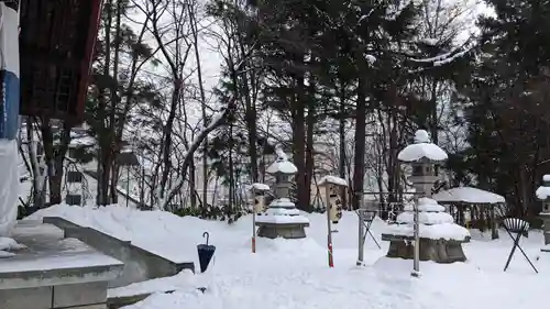 定山渓神社の庭園