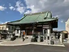 医王寺の本殿