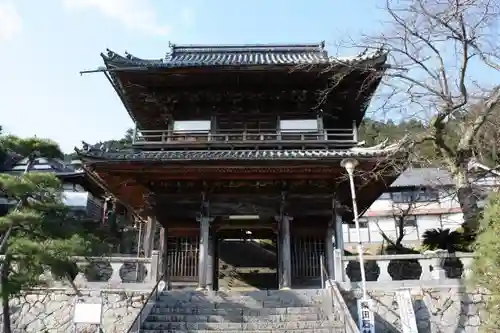 桂林寺の山門