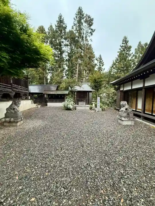 住吉神社の{uncategorized: "未分類", other: "その他", undefined: "問題あり", building: "その他建物", grave: "お墓", sacred_gate: "鳥居", guardian: "狛犬", statue: "像", buddha: "仏像", history: "歴史", nature: "自然", garden: "庭園", animal: "動物", pagoda: "塔", temizu: "手水舎", mountain_gate: "山門・神門", sanctuary: "本殿・本堂", subordinate: "末社・摂社", art: "芸術", scenery: "景色", jizo: "地蔵", ema: "絵馬", goshuin: "御朱印", omikuji: "おみくじ", items: "授与品その他", amulet: "お守り", goshuincho: "御朱印帳", eats: "食事", festival: "お祭り", votive_dance: "神楽", shichigosan: "七五三参", wedding: "結婚式", experience: "体験その他", initially: "初詣", around: "周辺", anti_infection: "感染症対策"}