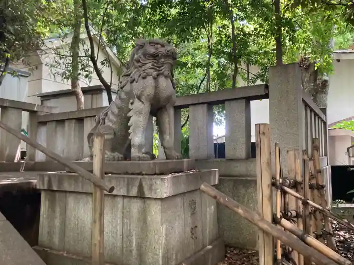 渋谷氷川神社の{uncategorized: "未分類", other: "その他", undefined: "問題あり", building: "その他建物", grave: "お墓", sacred_gate: "鳥居", guardian: "狛犬", statue: "像", buddha: "仏像", history: "歴史", nature: "自然", garden: "庭園", animal: "動物", pagoda: "塔", temizu: "手水舎", mountain_gate: "山門・神門", sanctuary: "本殿・本堂", subordinate: "末社・摂社", art: "芸術", scenery: "景色", jizo: "地蔵", ema: "絵馬", goshuin: "御朱印", omikuji: "おみくじ", items: "授与品その他", amulet: "お守り", goshuincho: "御朱印帳", eats: "食事", festival: "お祭り", votive_dance: "神楽", shichigosan: "七五三参", wedding: "結婚式", experience: "体験その他", initially: "初詣", around: "周辺", anti_infection: "感染症対策"}