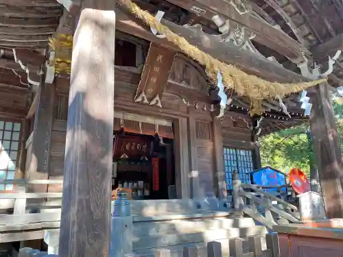 武田神社の本殿・本堂