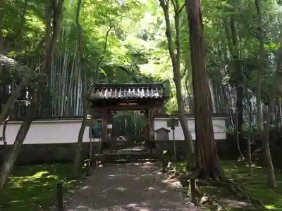 地蔵院の山門・神門