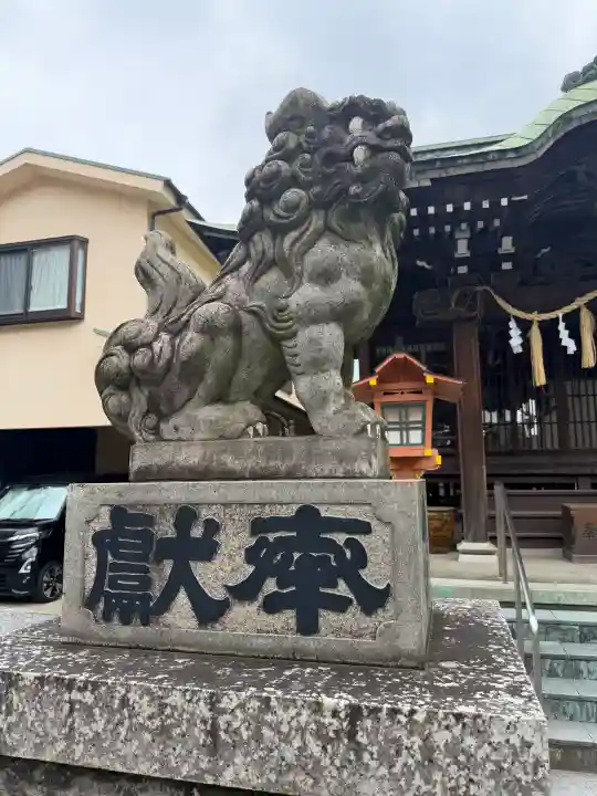 杉山神社(和田町)の{uncategorized: "未分類", other: "その他", undefined: "問題あり", building: "その他建物", grave: "お墓", sacred_gate: "鳥居", guardian: "狛犬", statue: "像", buddha: "仏像", history: "歴史", nature: "自然", garden: "庭園", animal: "動物", pagoda: "塔", temizu: "手水舎", mountain_gate: "山門・神門", sanctuary: "本殿・本堂", subordinate: "末社・摂社", art: "芸術", scenery: "景色", jizo: "地蔵", ema: "絵馬", goshuin: "御朱印", omikuji: "おみくじ", items: "授与品その他", amulet: "お守り", goshuincho: "御朱印帳", eats: "食事", festival: "お祭り", votive_dance: "神楽", shichigosan: "七五三参", wedding: "結婚式", experience: "体験その他", initially: "初詣", around: "周辺", anti_infection: "感染症対策"}