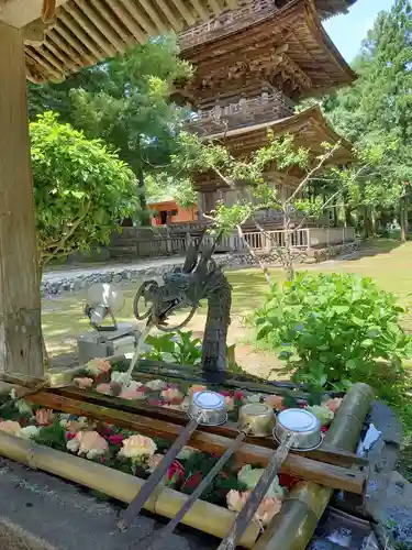 乙寳寺の手水舎