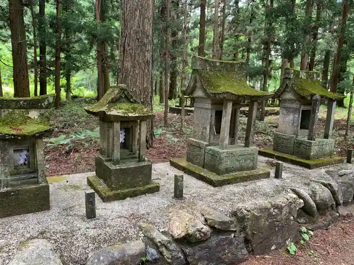 大葦神社の末社・摂社