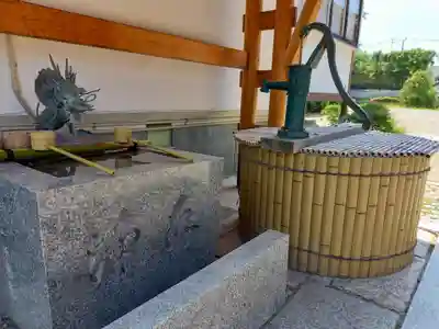 如願寺の手水舎