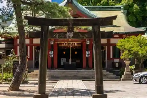 品川神社の鳥居