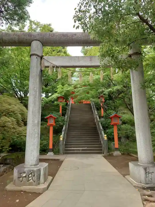 穴八幡宮(東京都)